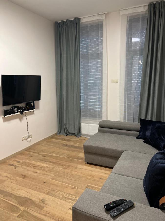Exclusive Two-Level Apartment With Private Terrace On The Canal Брюссель Экстерьер фото